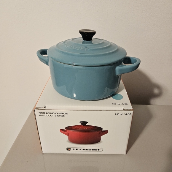 NIB Le Creuset Turquoise Mini Cocotte 10cm - Picture 3 of 16